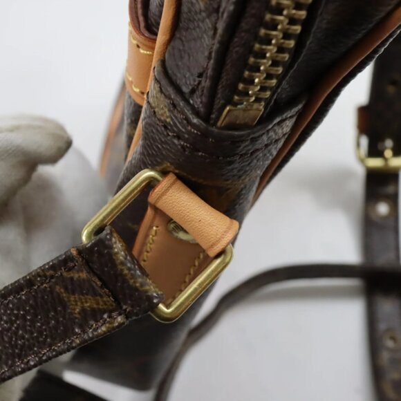 *EUC* LV013, Louis Vuitton, Danube Monogram, Crossbody w/COA - Picture 4 of 5